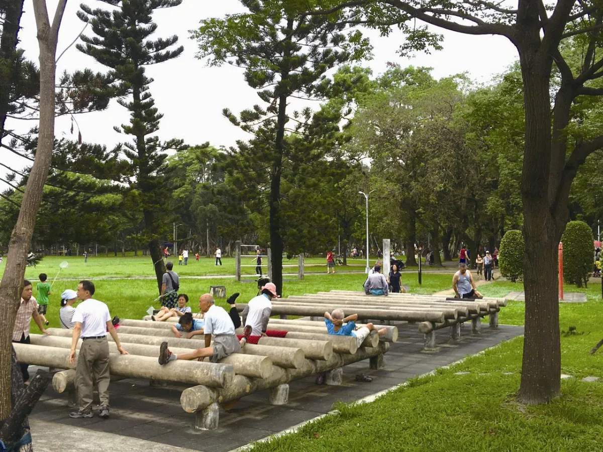 海闊天空 青年公園 逍遙一日遊