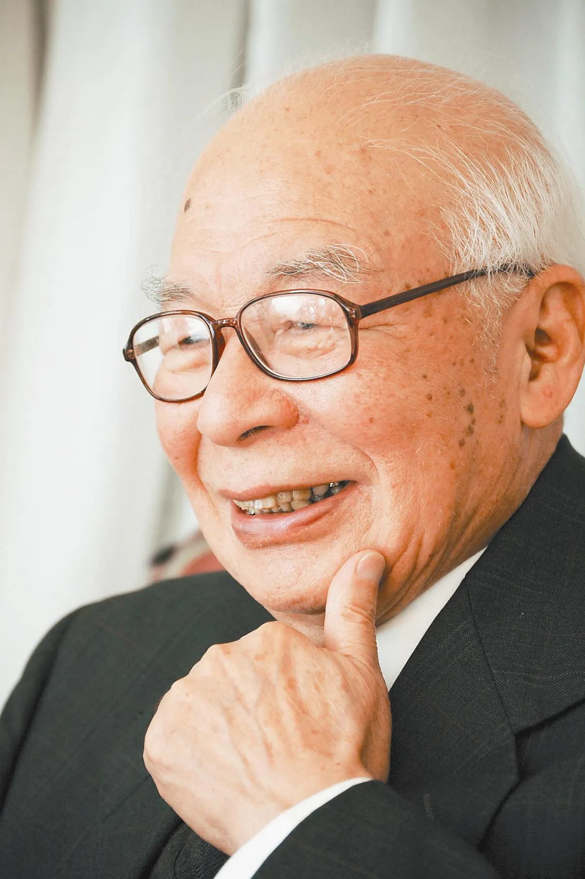 星雲終身教育典範獎 獻給薛光祖