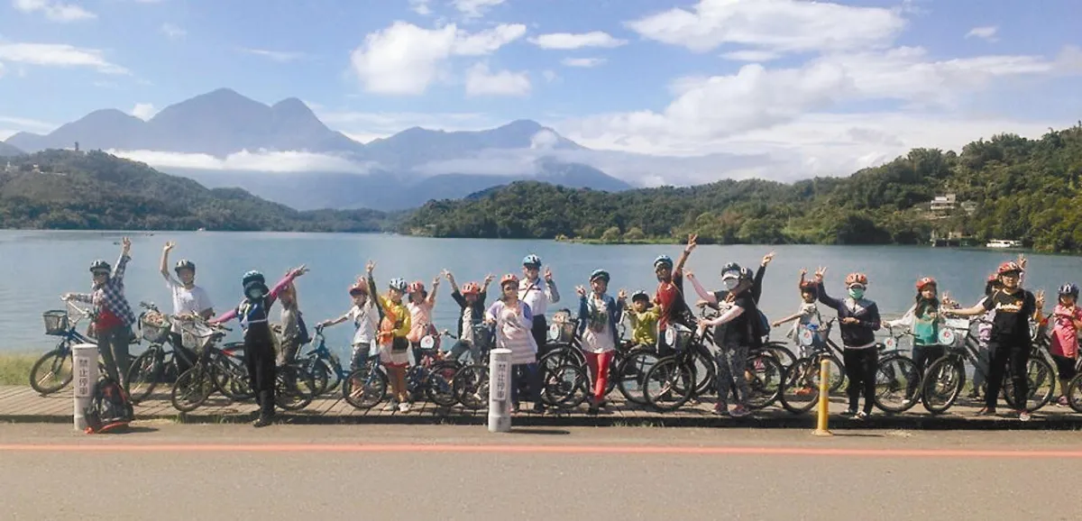 串珠簾賺旅費 8大25小夏之旅