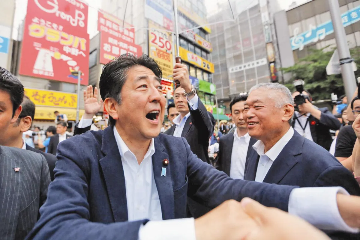 安倍捨經濟拚修憲 市場喊不妙 日今參院選舉 修憲四黨選情大好