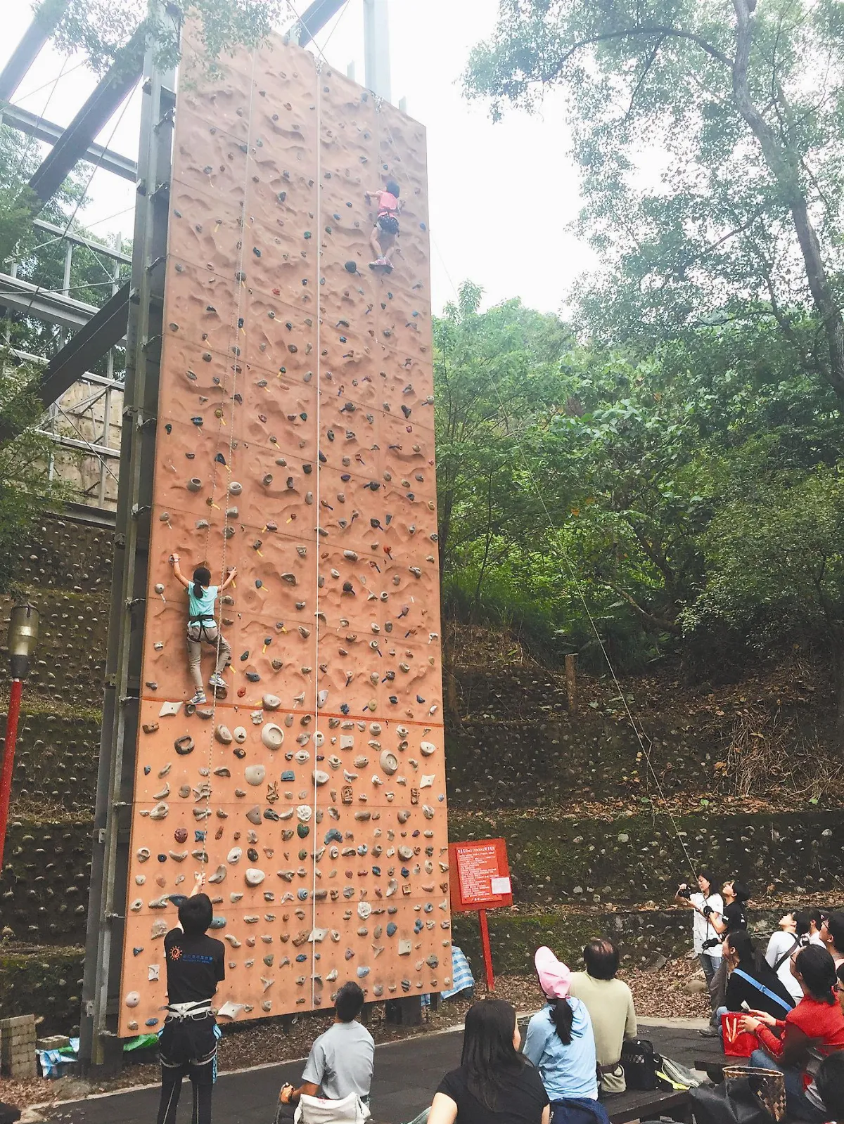 學泰山攀岩 新鮮又刺激