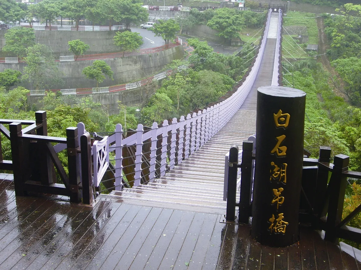 印象旅人 雨中的寧靜