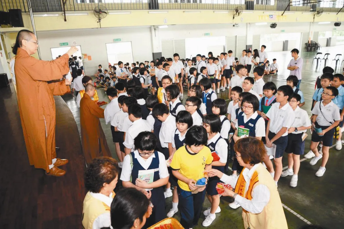 大馬校園祈福 為考生減壓