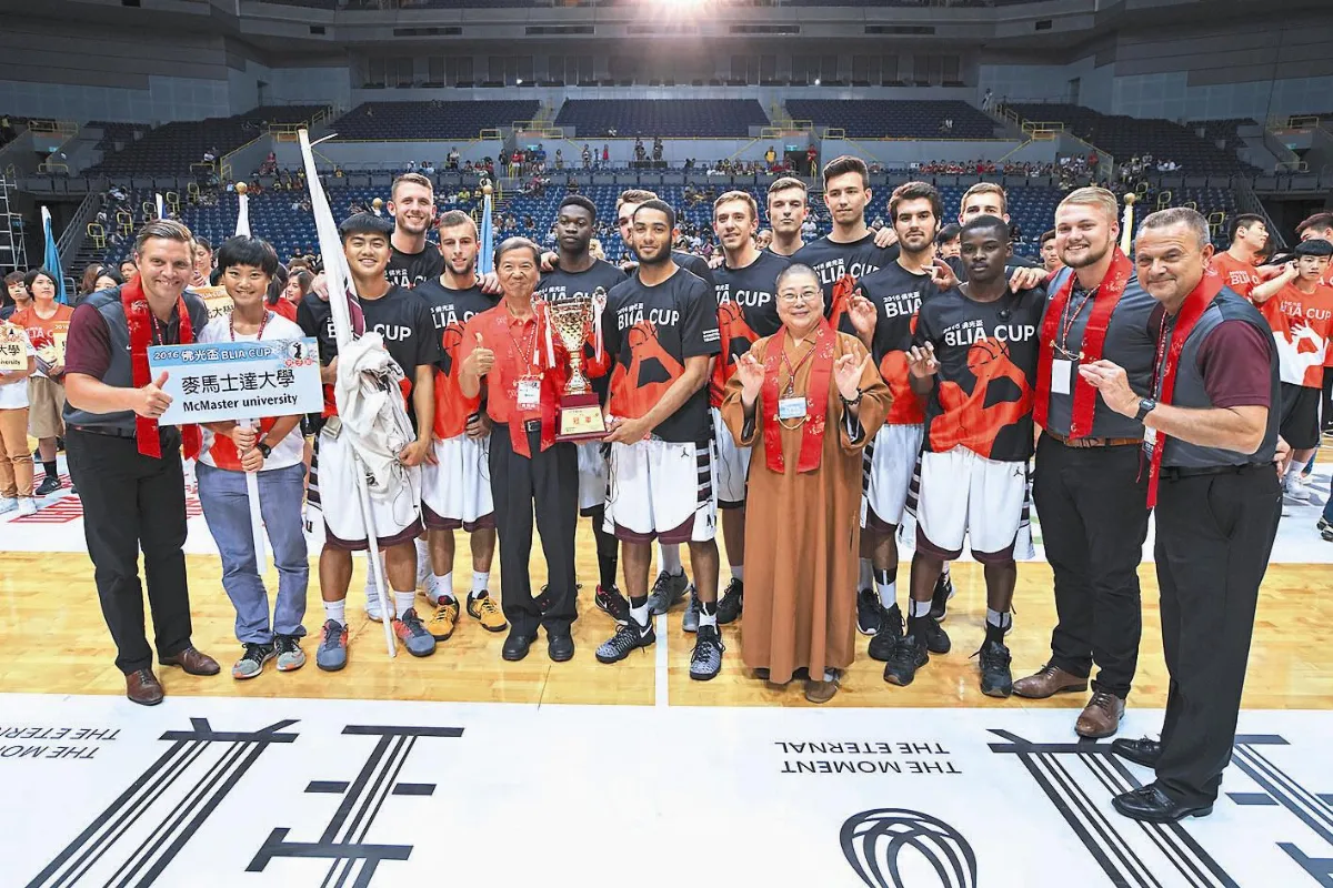 加拿大男籃 5連勝稱王