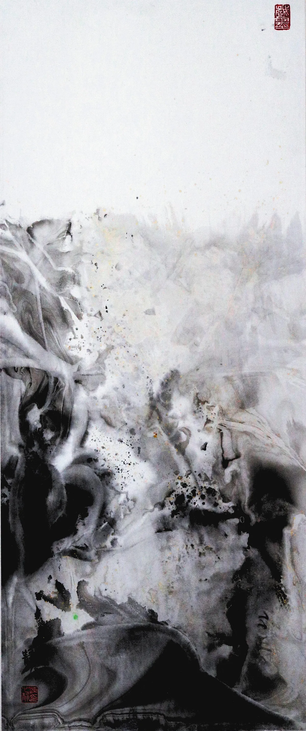 夜懸明鏡青天上 留白美學