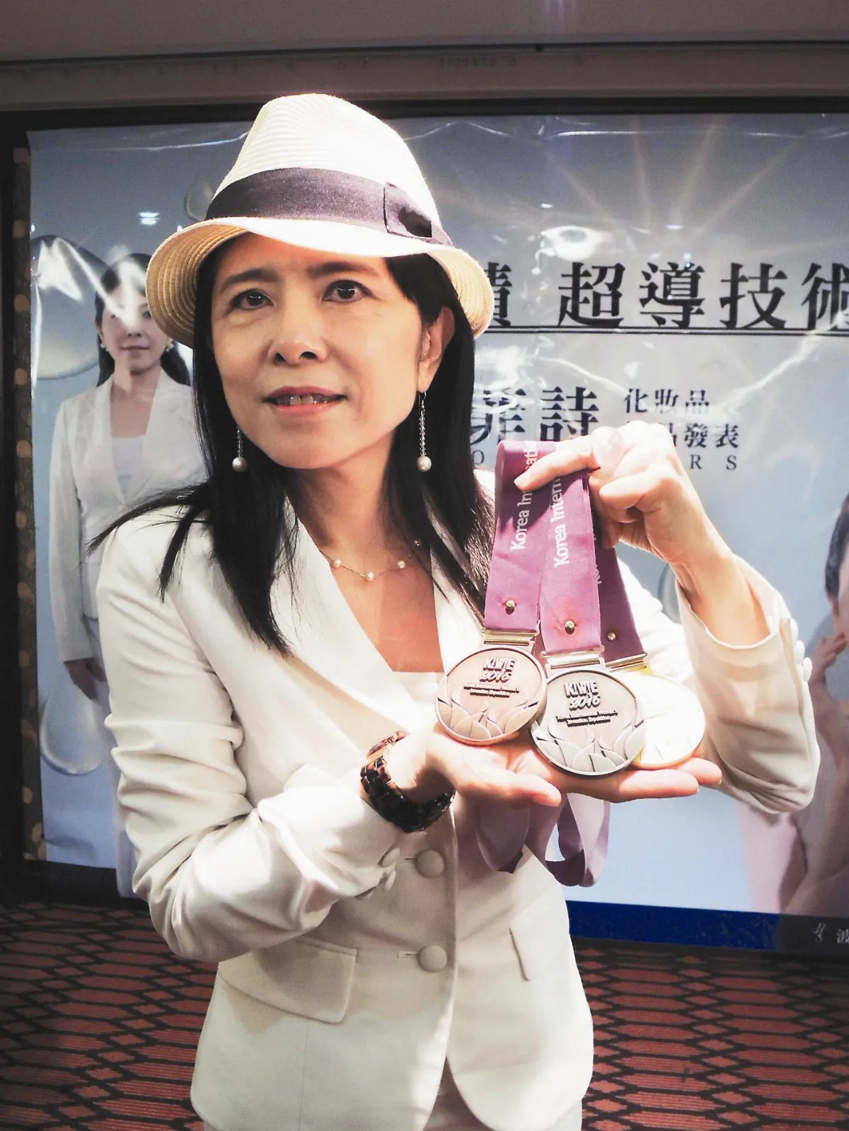 卸眼線用撕的 韓發明展靜宜奪金