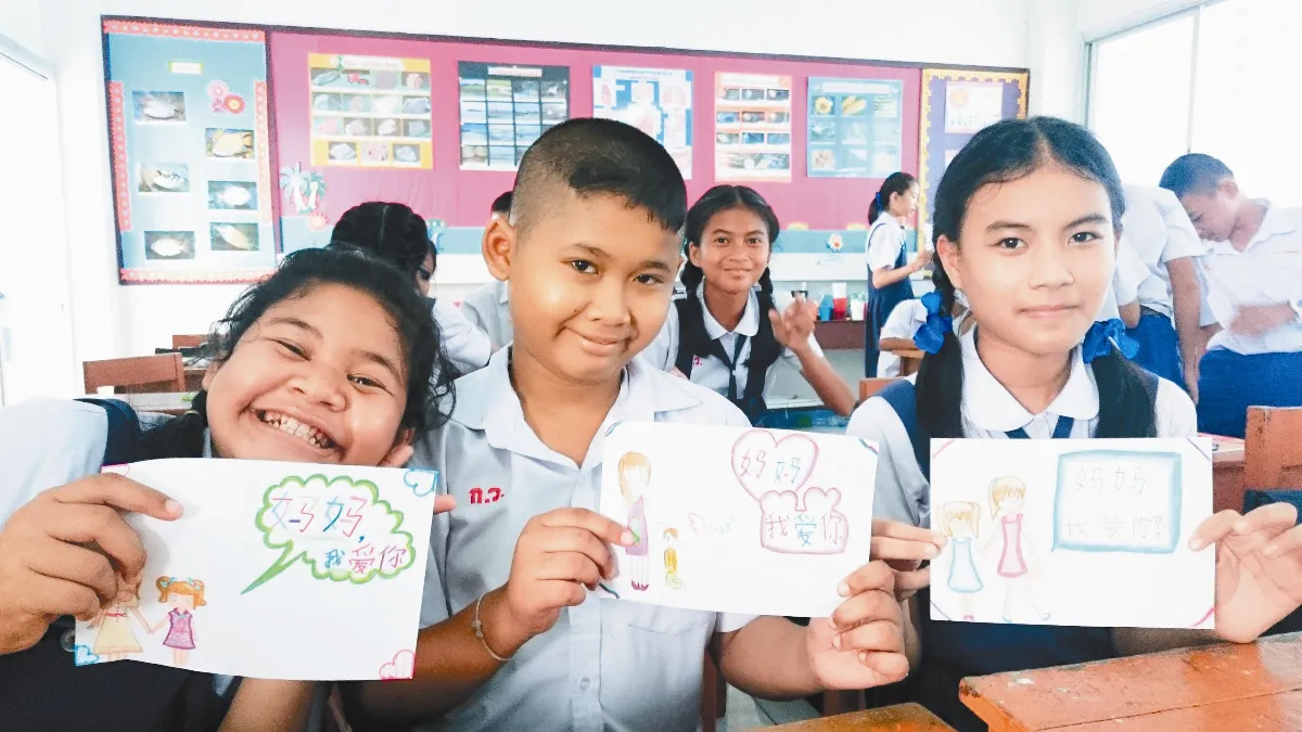 先鋒開路 俄國大學來要華語師