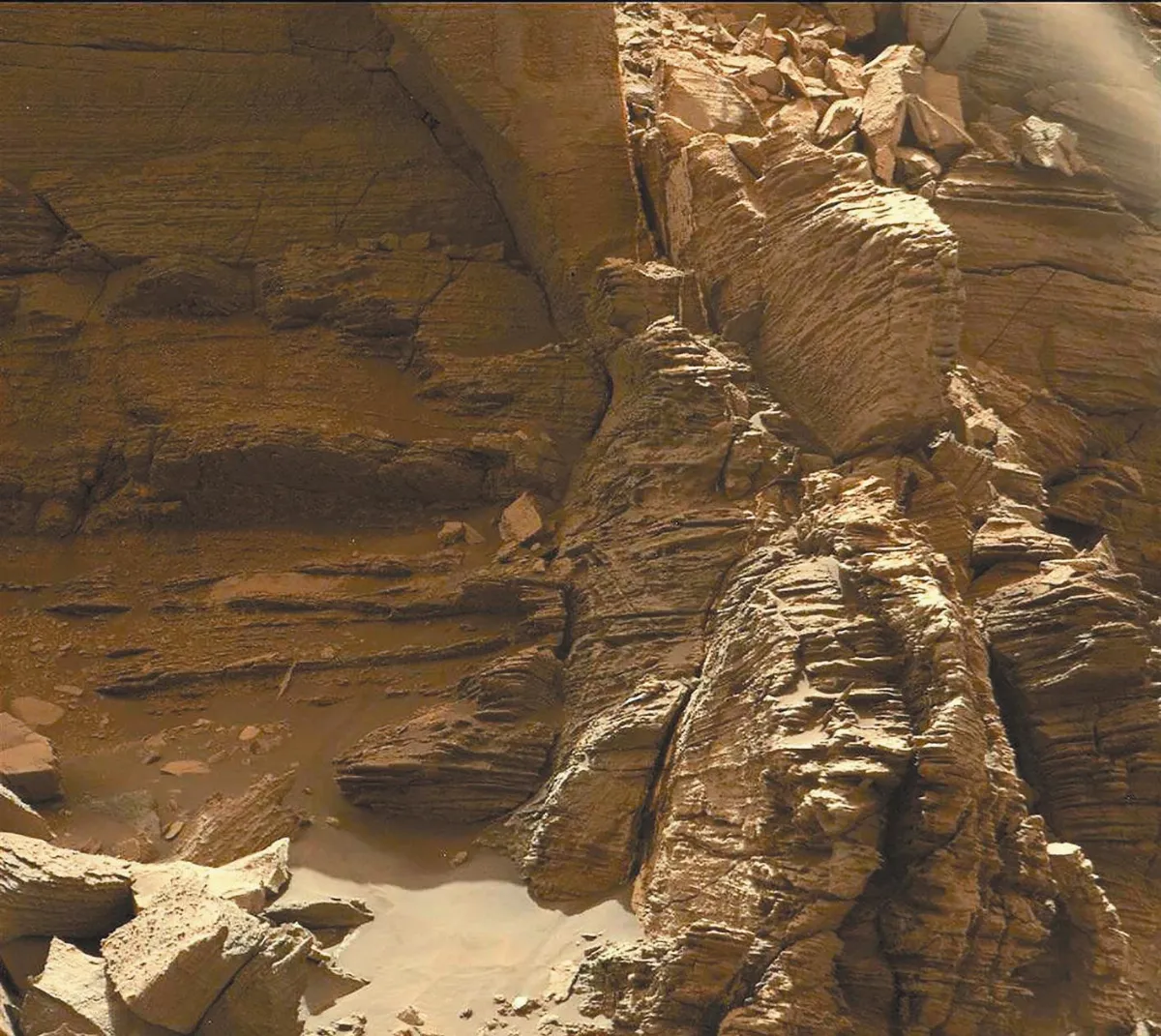 好奇號拍火星 岩石結構像地球