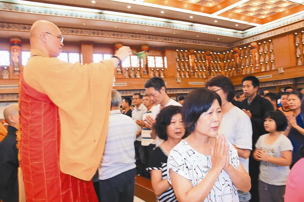 屏東講堂皈依 千人成佛子