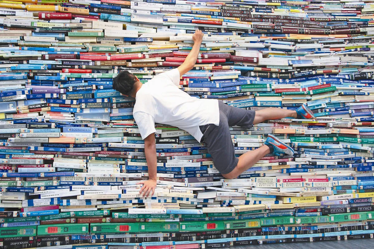 二手書牆傳情 創意活化知識