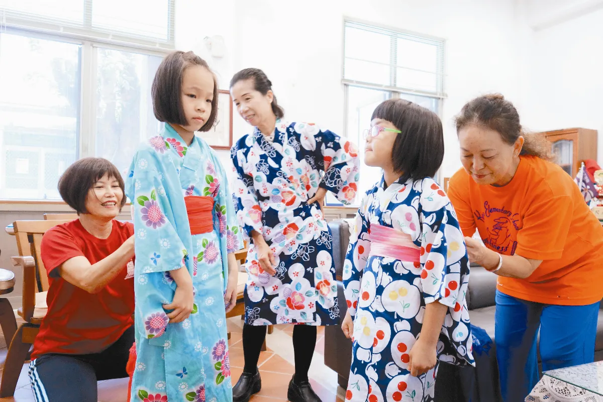 永樂國小扭轉劣勢 邀外師遊南投 換免費授課