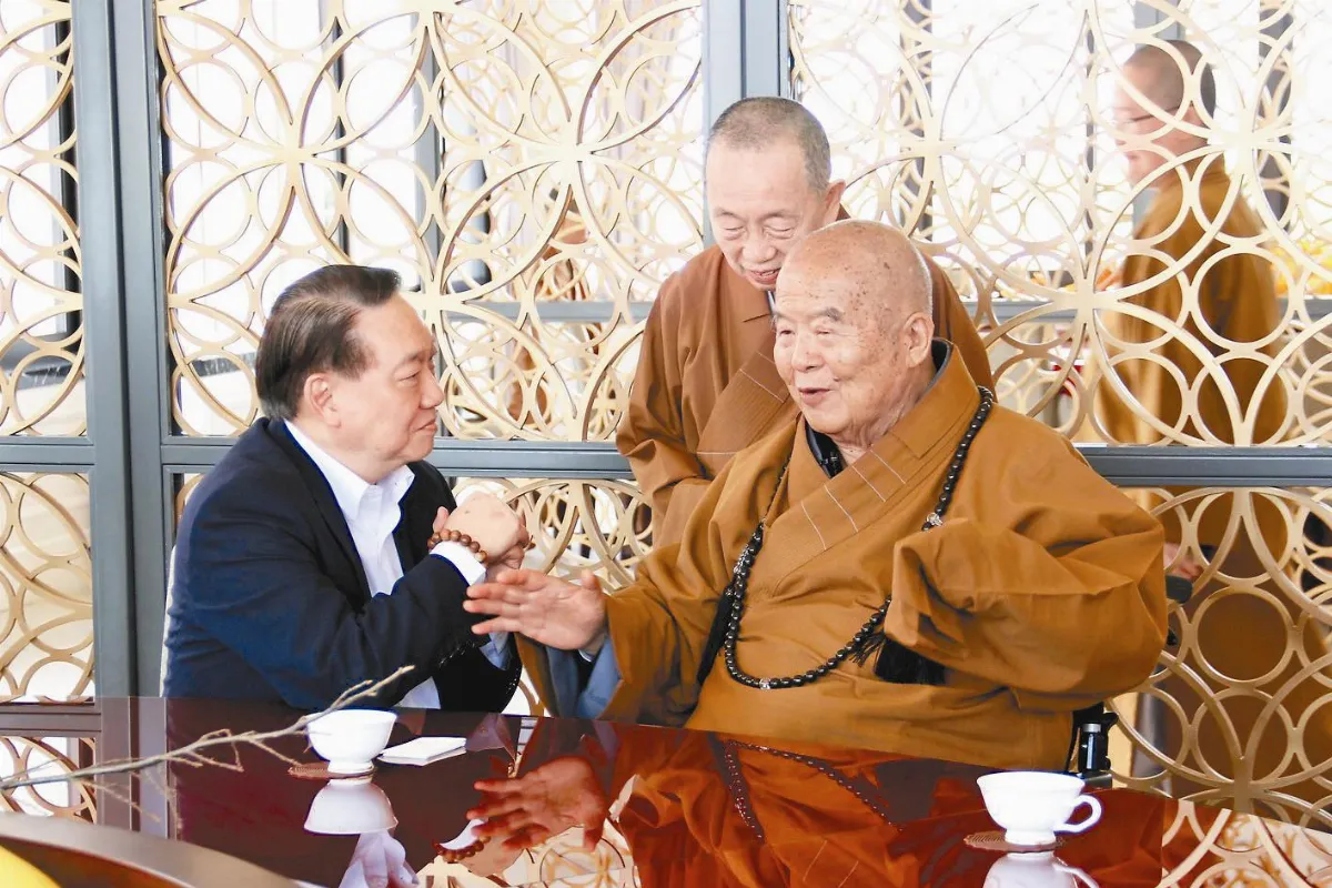 泰國圍棋之父蔡緒鋒 拜會大師 圍棋作修鍊 陶冶學子性情