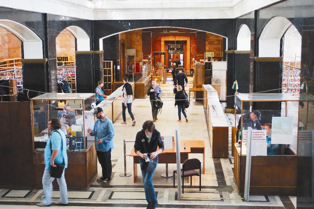 典藏古今盡攬中外  下 悠遊國家圖書館之美