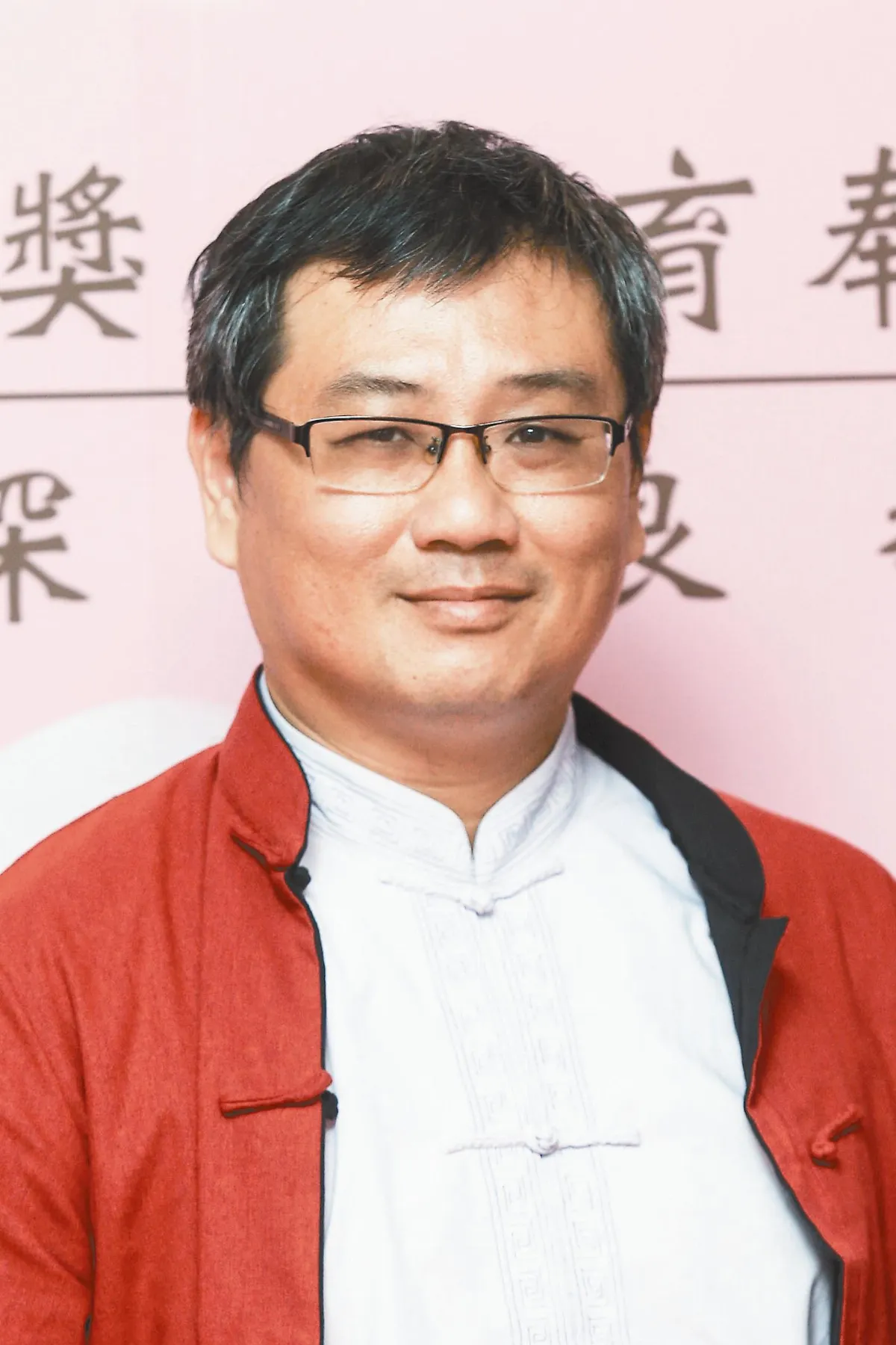 染毒生因她拉一把 如今成牧師