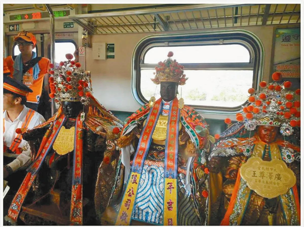 永華宮神尊搭火車 環島祈福