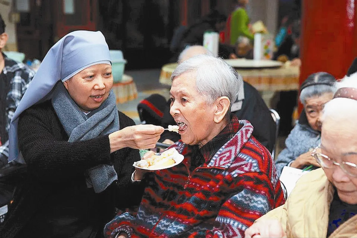 八里安老院築新家 修女長照先驅