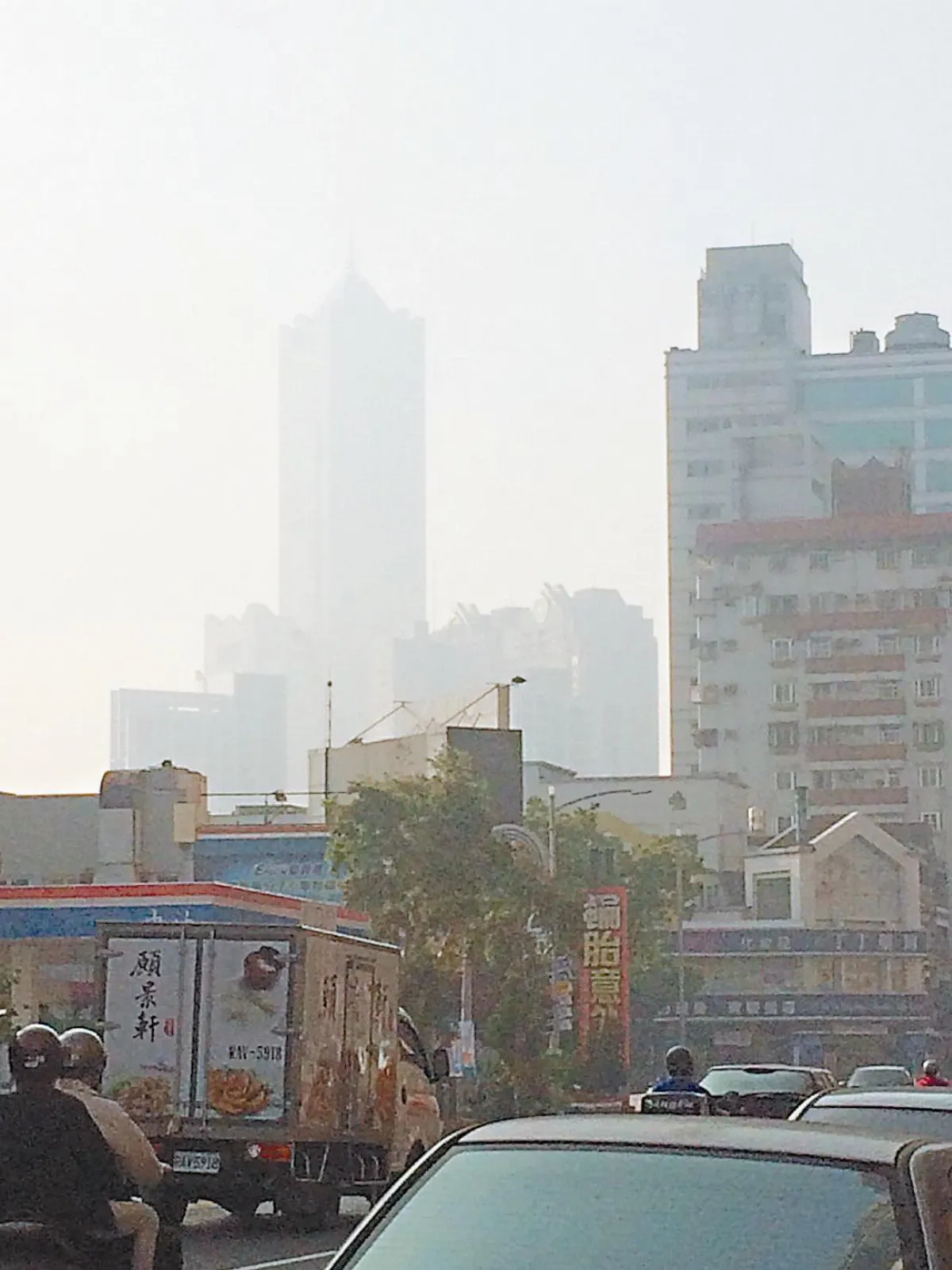 南部紫爆 85大樓憑空消失