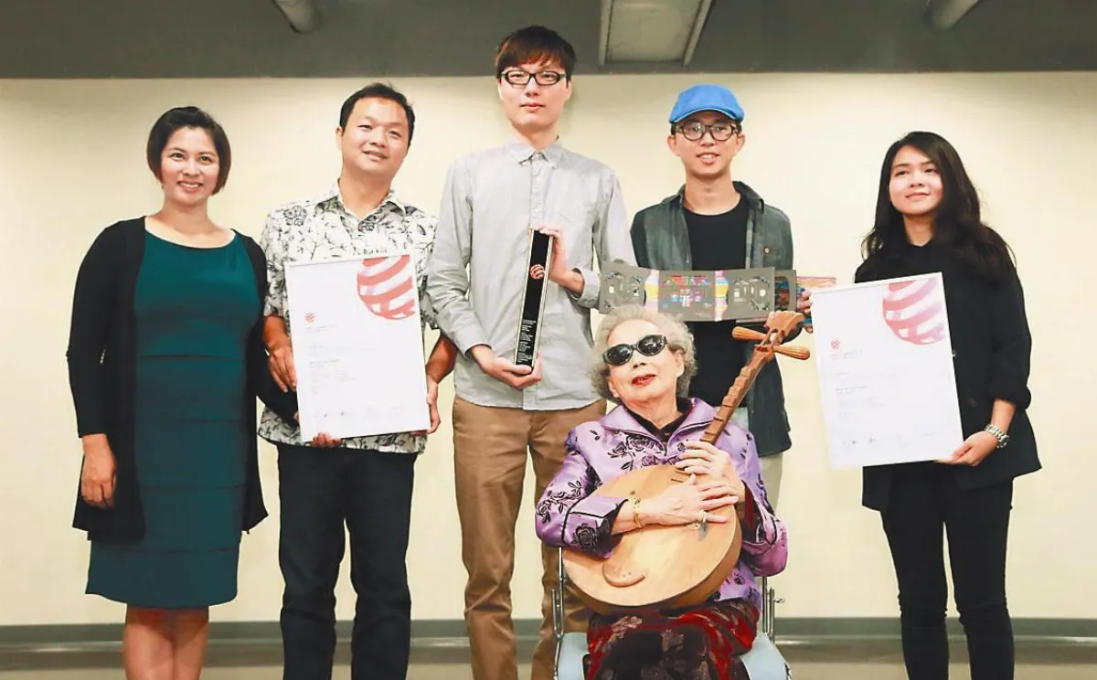 83歲嬤唸歌MV 獲紅點設計獎