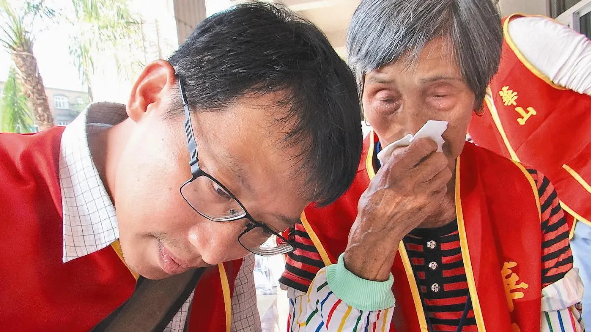 寄不出的情書…阿嬤天天喊亡夫呷飯