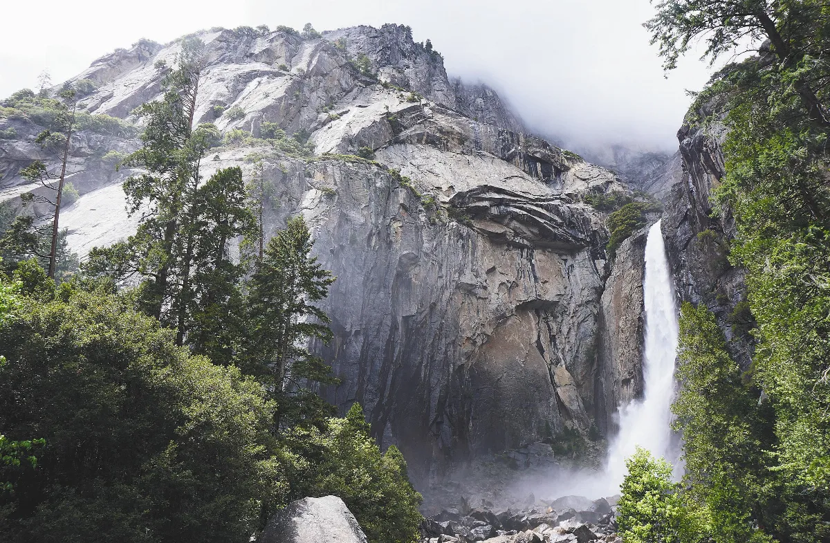 夜懸明鏡青天上 郭熙的〈早春圖〉
