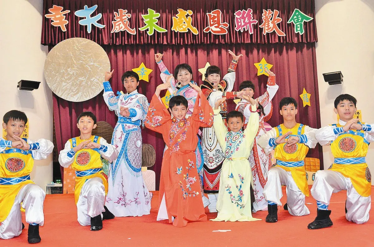 愛的擁抱35年不間斷 幸夫愛兒園 孩子的幸福城堡