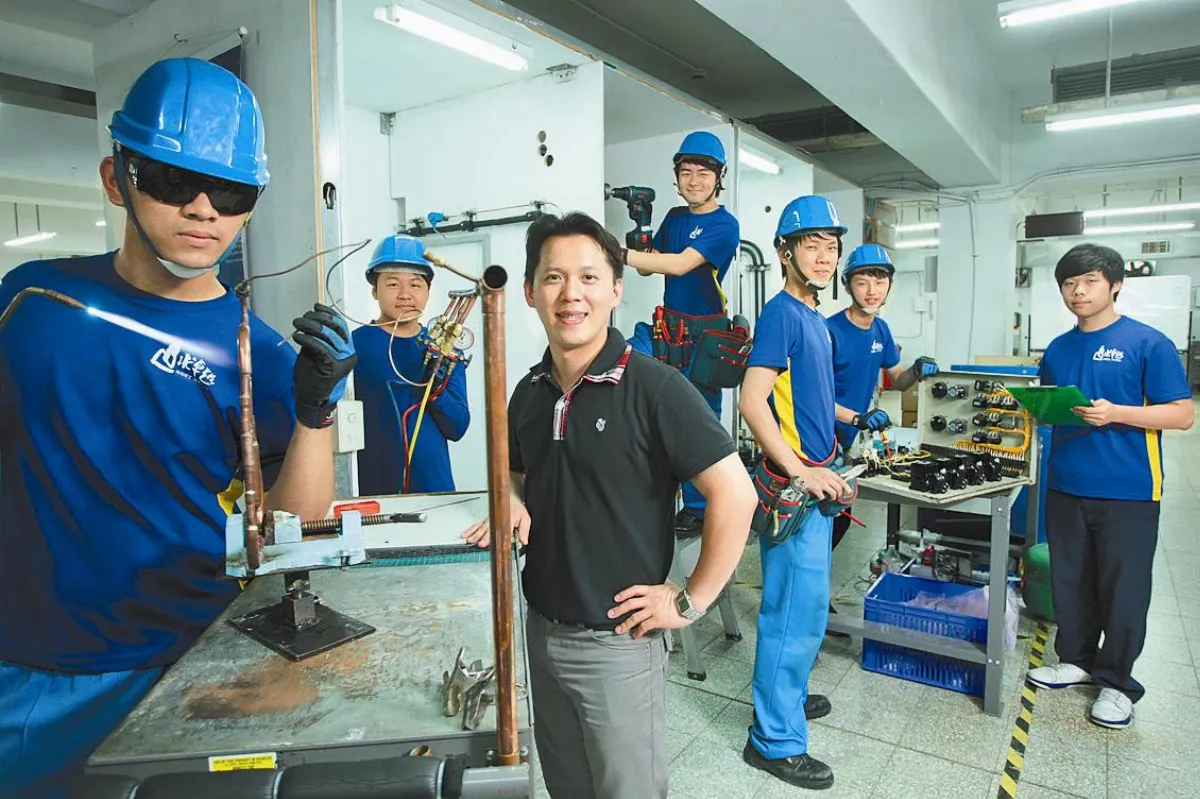 不當媽寶 大學生到高職學技能