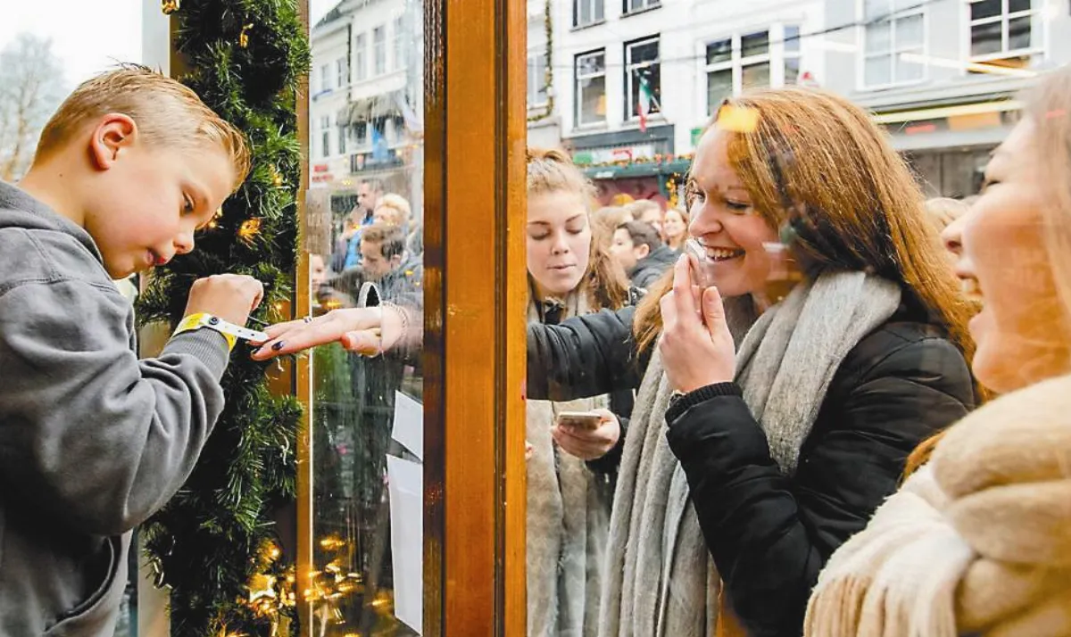 癌童塗指甲募善款 3天8千萬