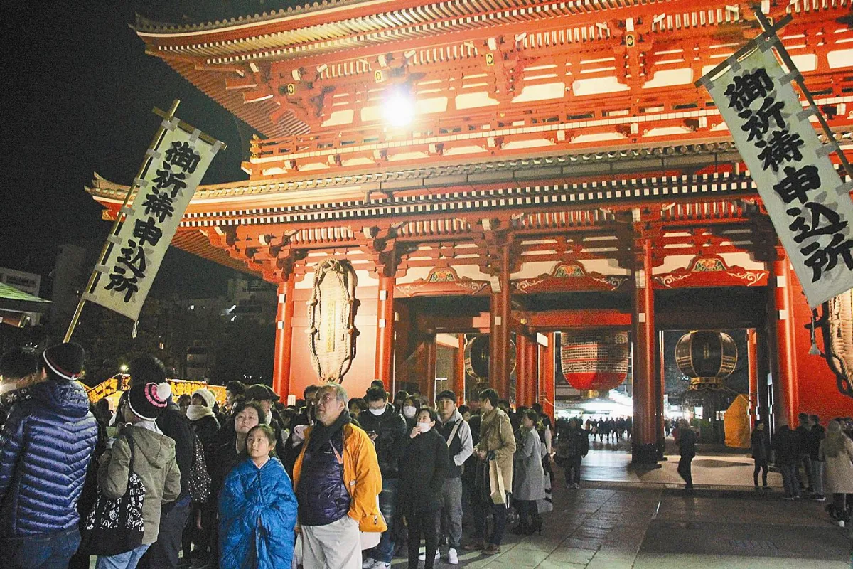 日本新年初詣 謝神祈平安