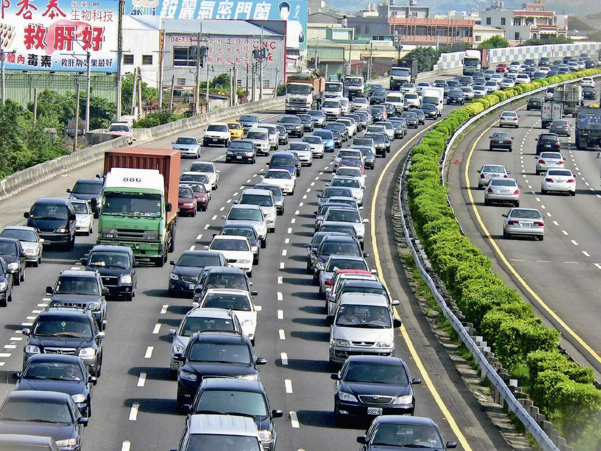 過年塞車潮 初三最嚴重