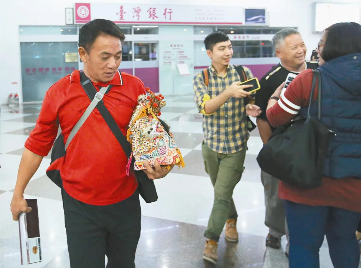 歷劫歸來  遭印尼扣押船長 昨平安返國