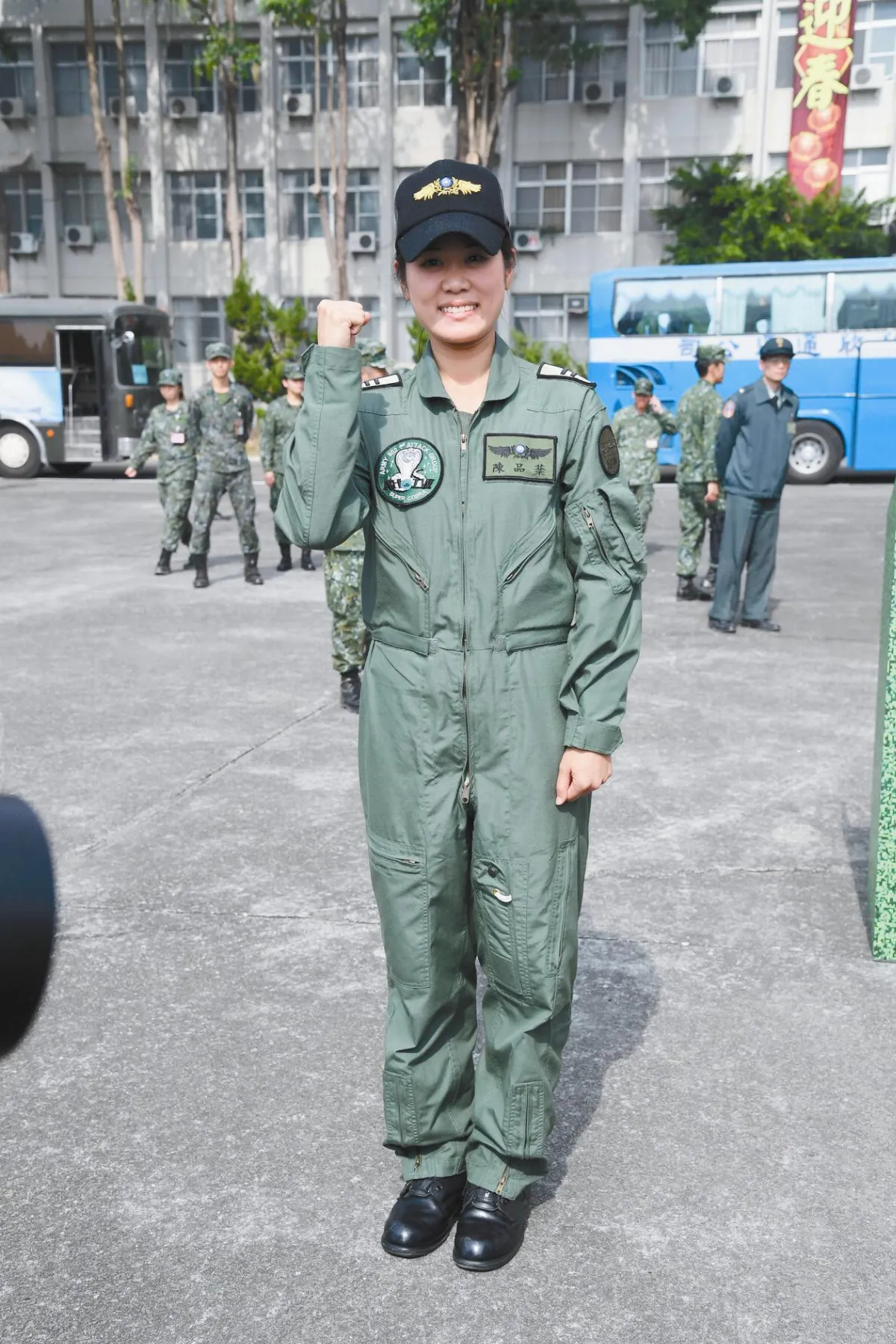 首位攻擊機女飛官 目標阿帕契