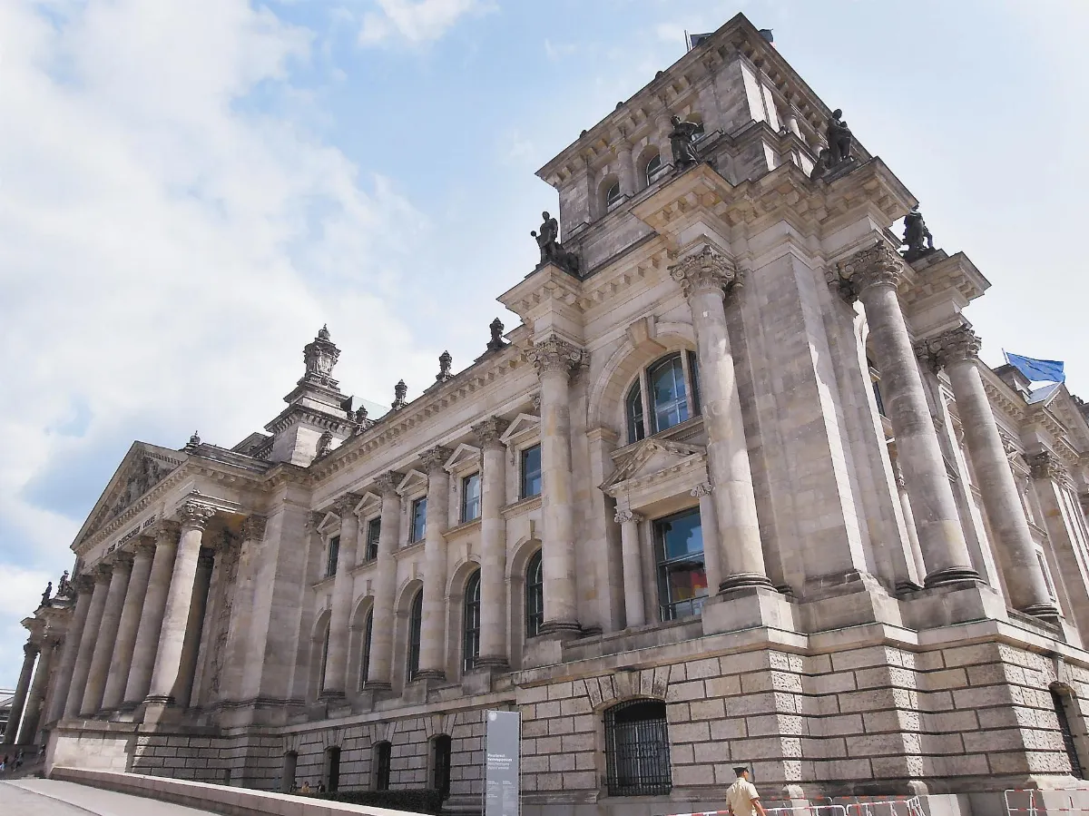 【夜懸明鏡青天上】正義 一場思辨之旅