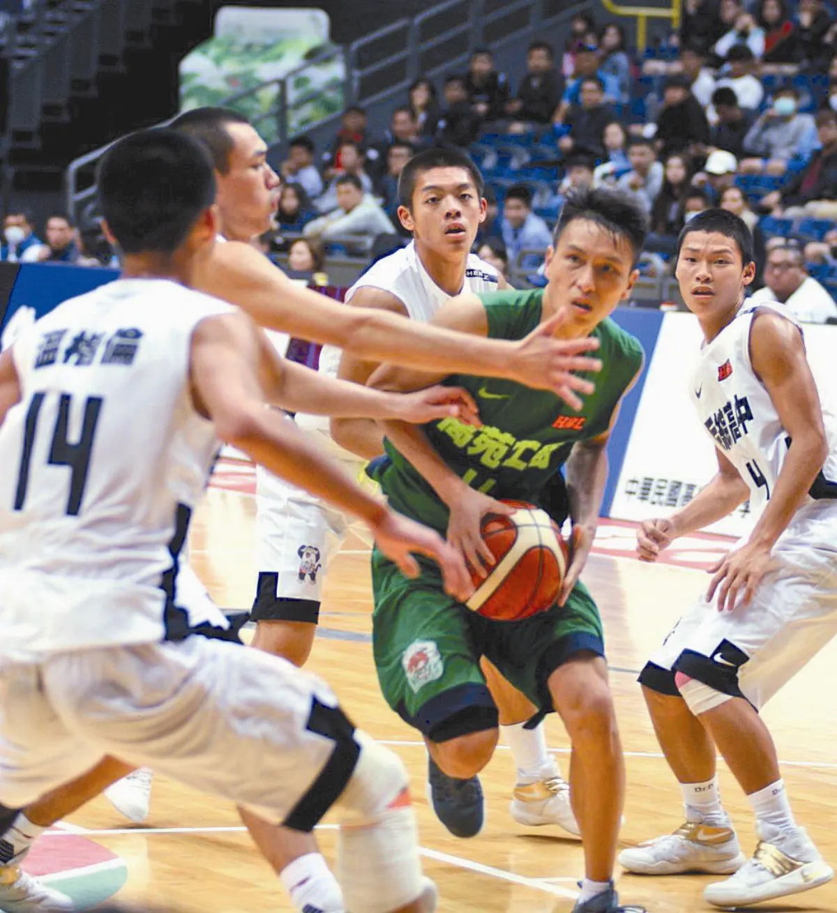高苑 洪楷傑 東山 邱子軒  狂轟31分