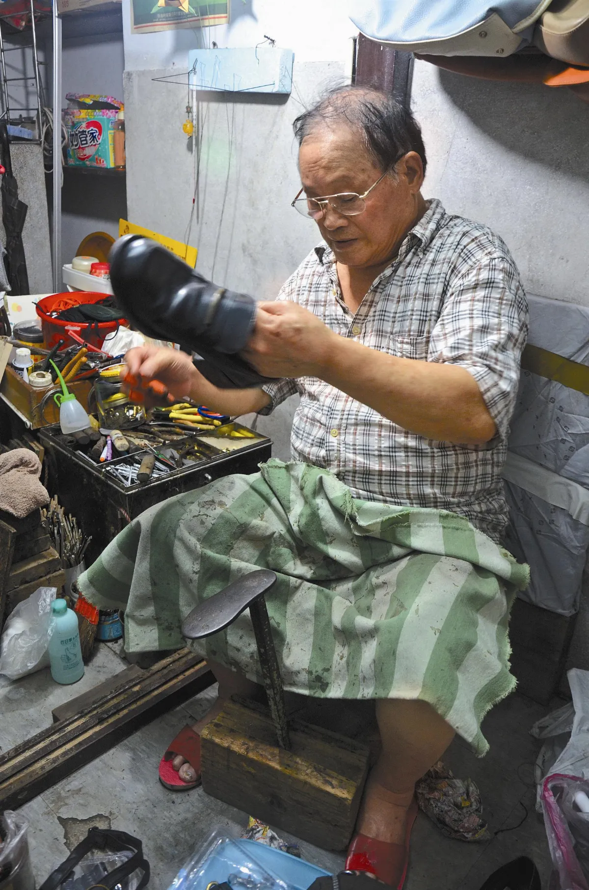 那些年 你我熟悉的叫賣聲…… 修理老物件 串起鄉親情