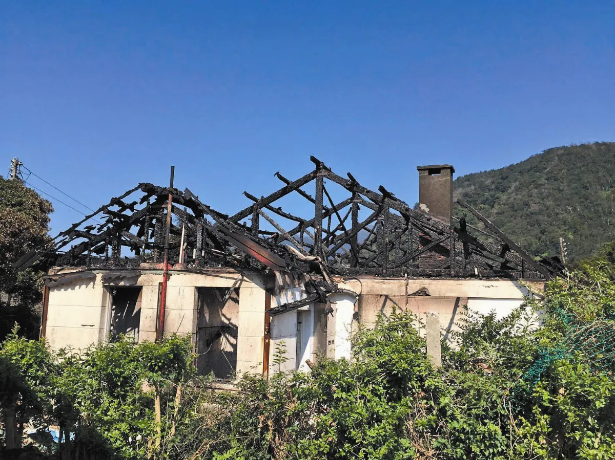 古蹟在哭泣 美軍宿舍遭焚 左營舊城挨彈襲