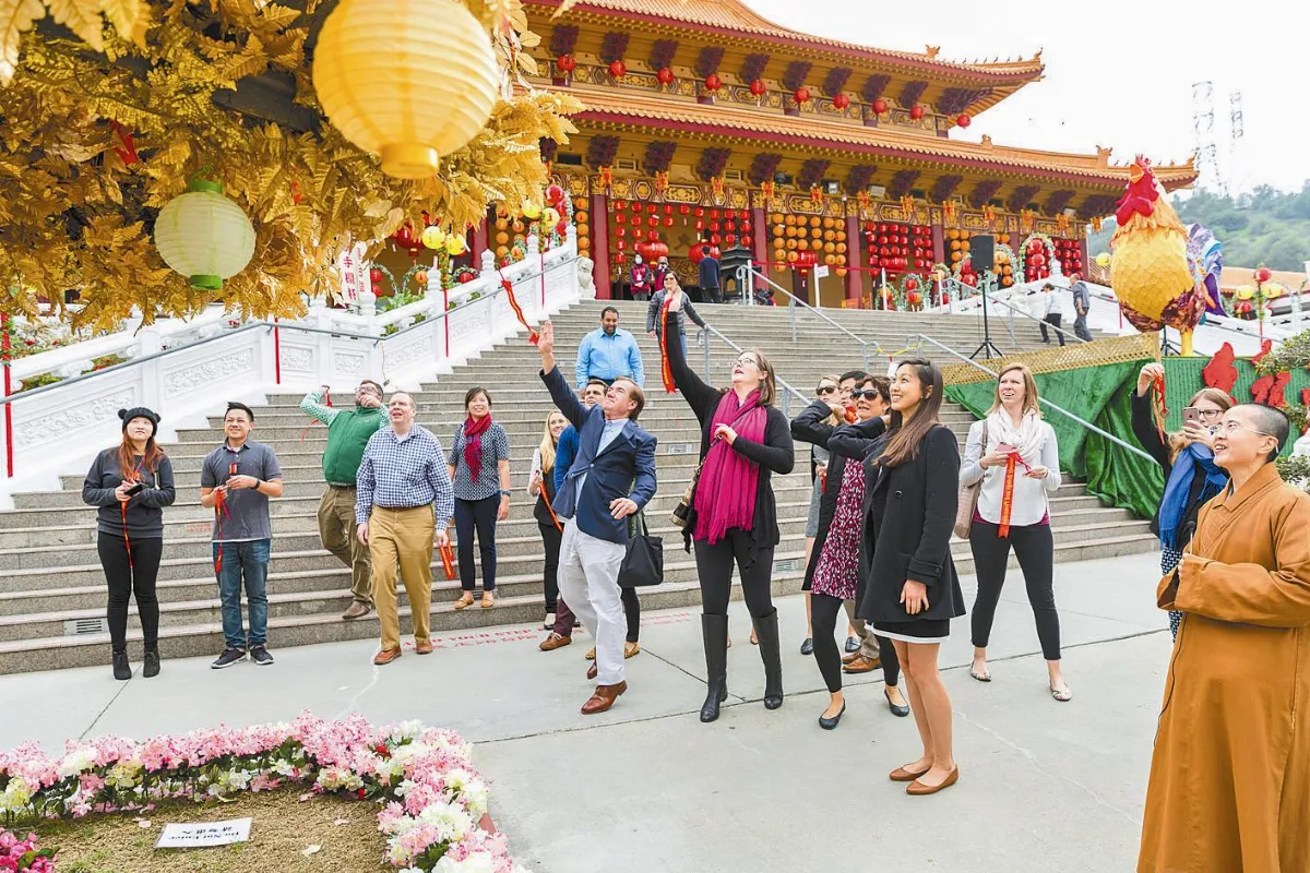 美國會議員率團 訪西來寺
