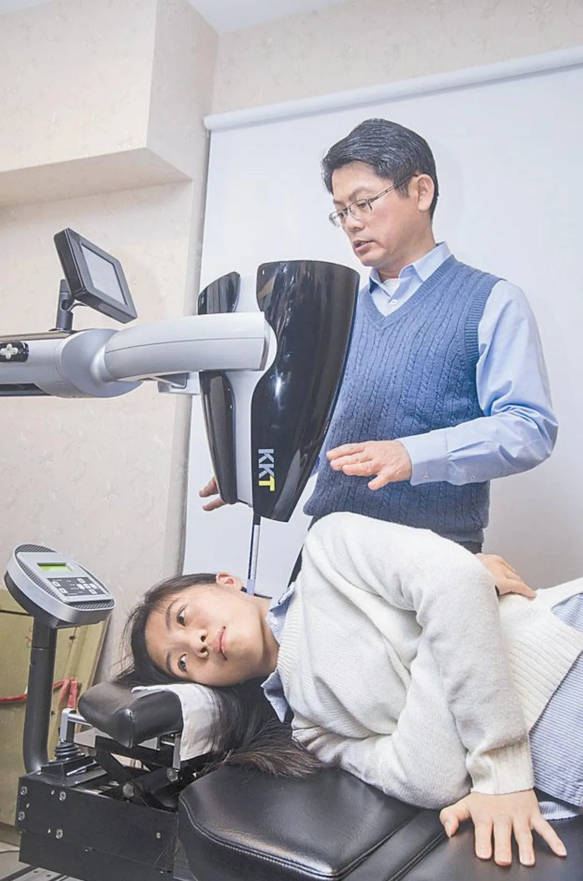 跳舞脊椎歪 聲波定位找平衡