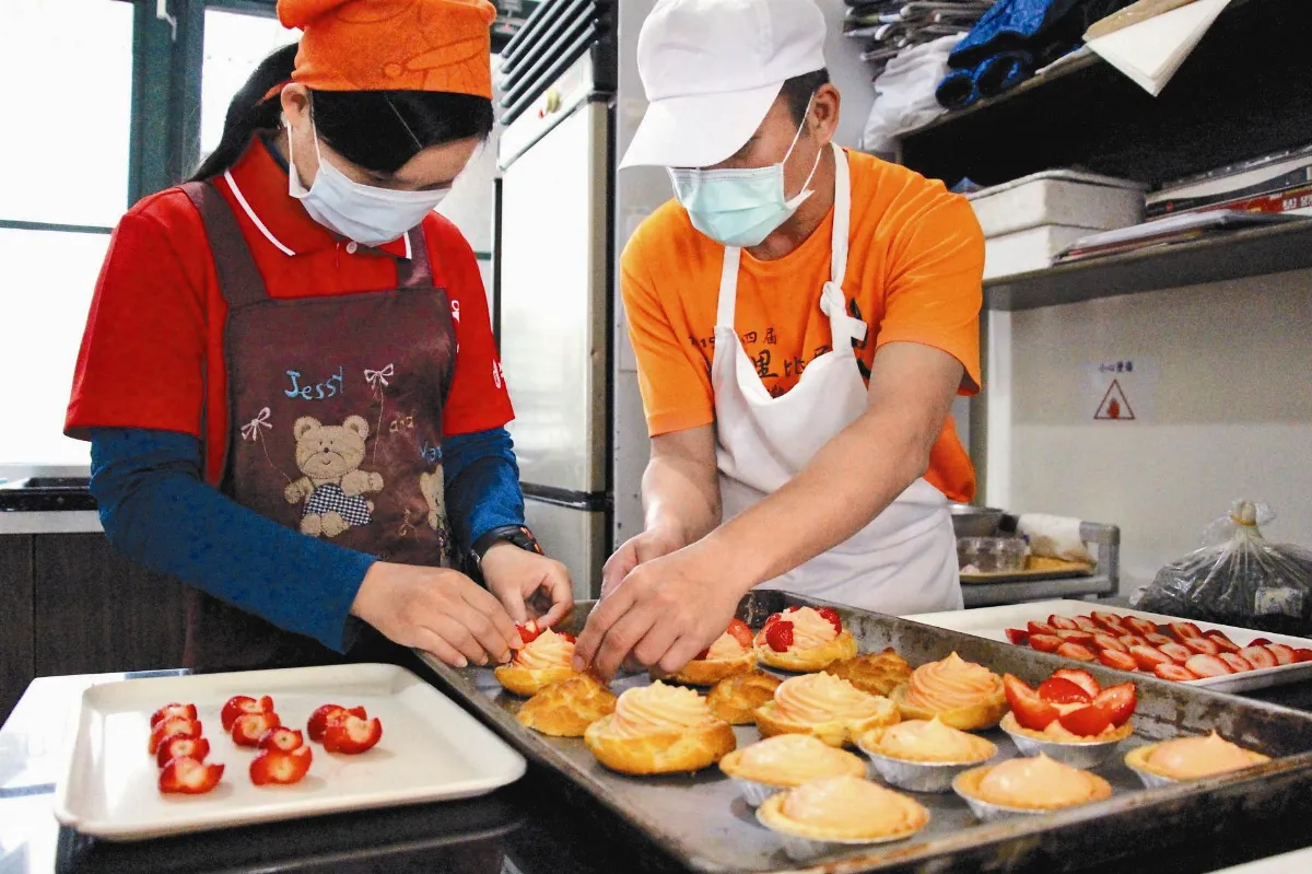 庇護工場 草莓甜點好幸福
