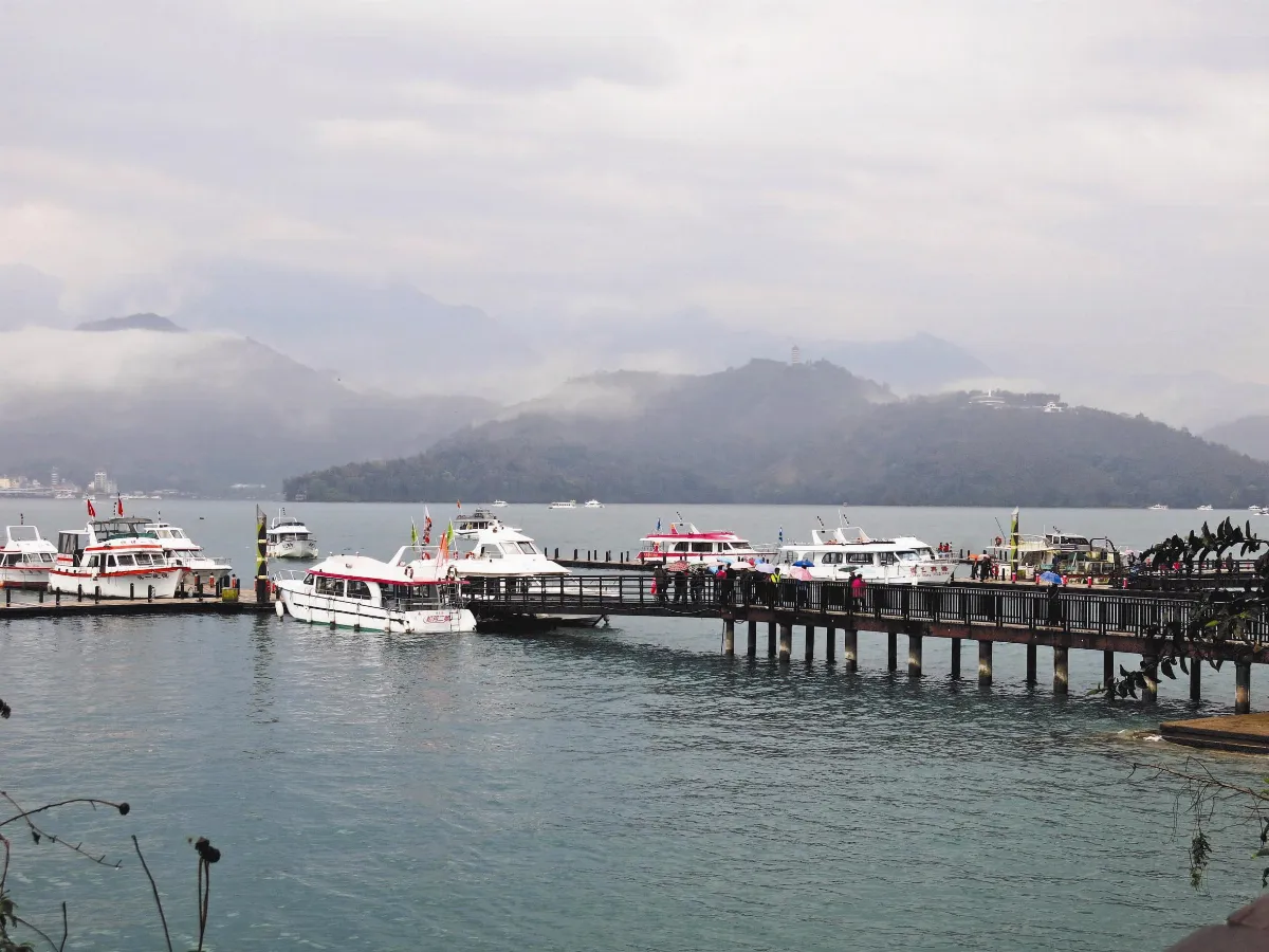 餐飲旅遊業：沒彈性、撐不住