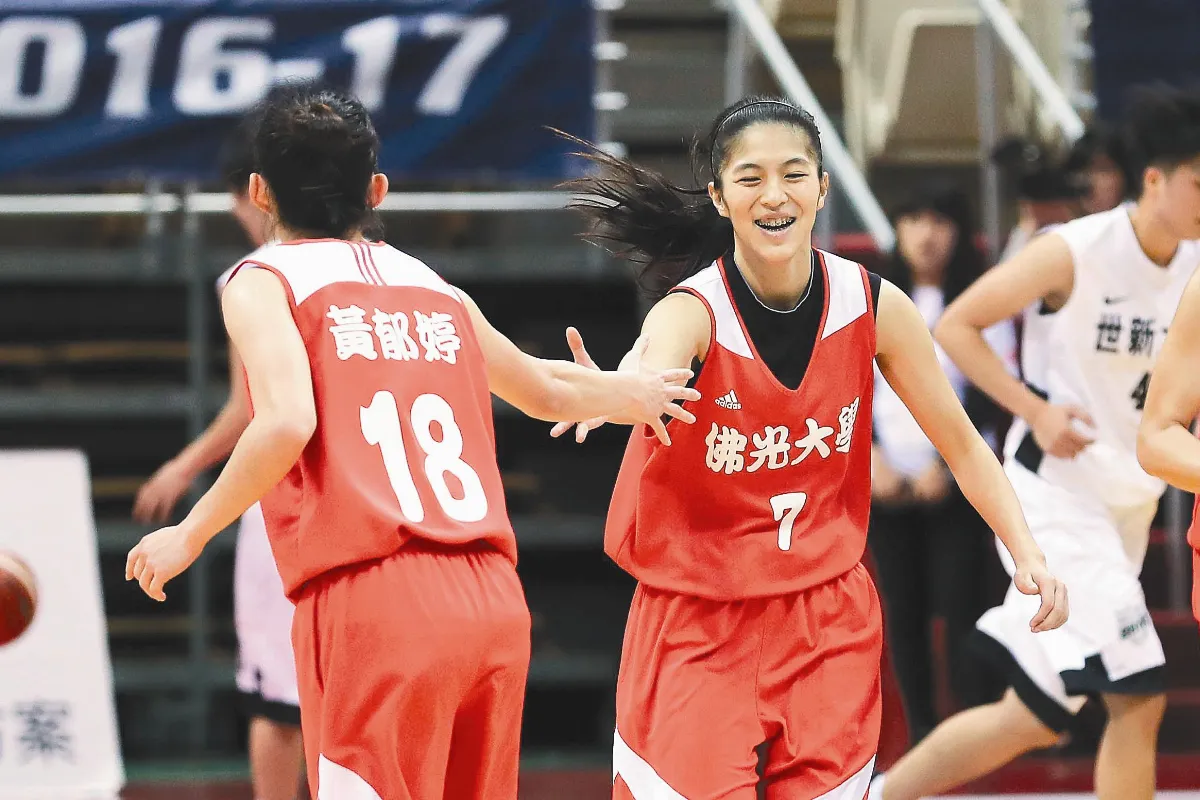 UBA教頭陣前喊話 佛大豪氣奪勝