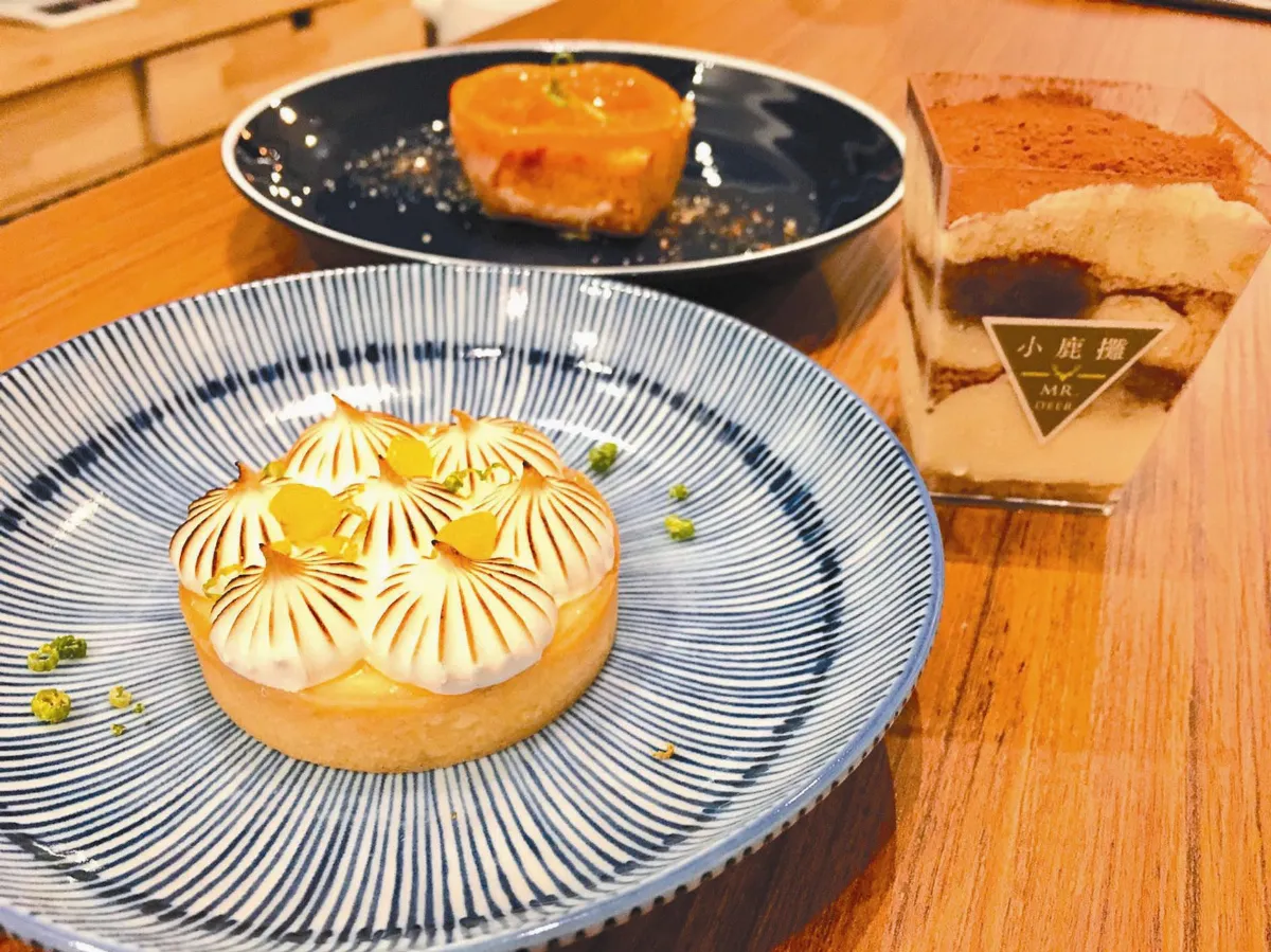 簡單幸福 7年級女生賣開心