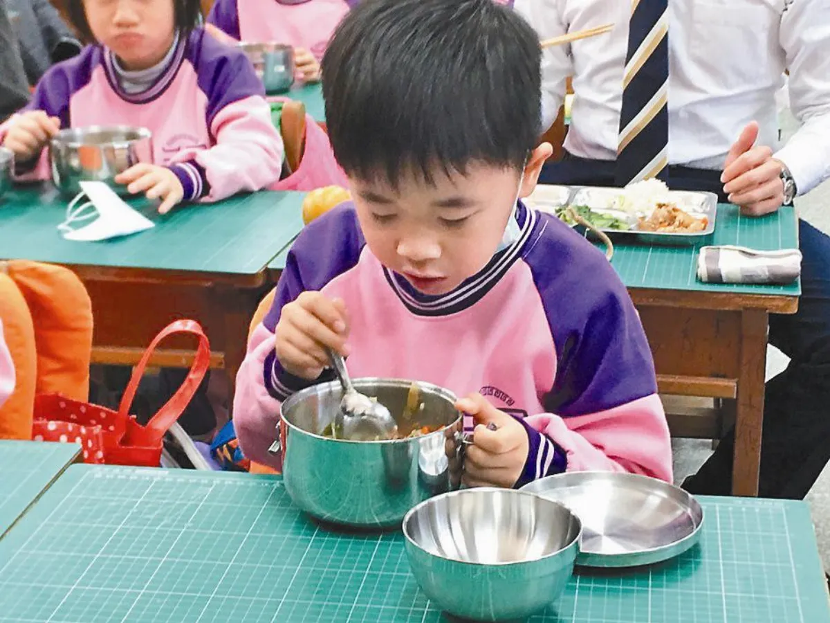 外食兒童偏7成8點吃晚餐