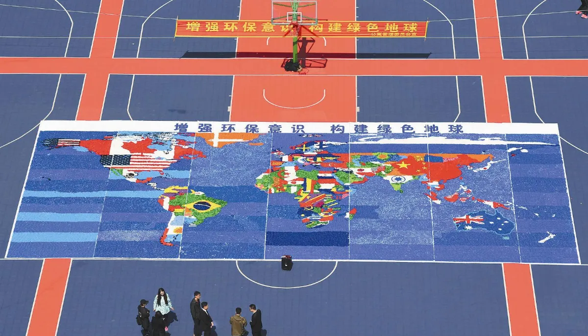 瓶蓋拼成世界地圖