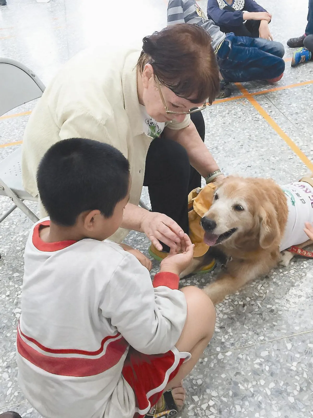 狗醫生來訪 特教生超開心