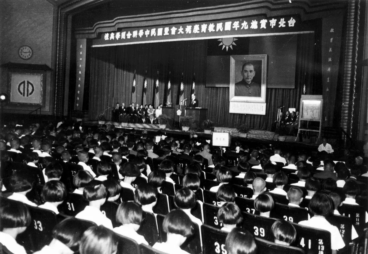 【時光走廊】台灣光復七十年紀事(16-11)  九年國民義務教育實施