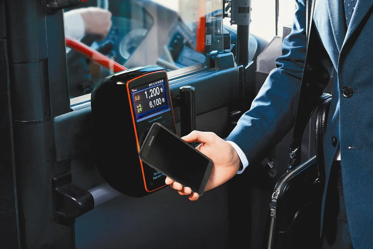 錢包革命 全民嗶經濟！無現金時代來了