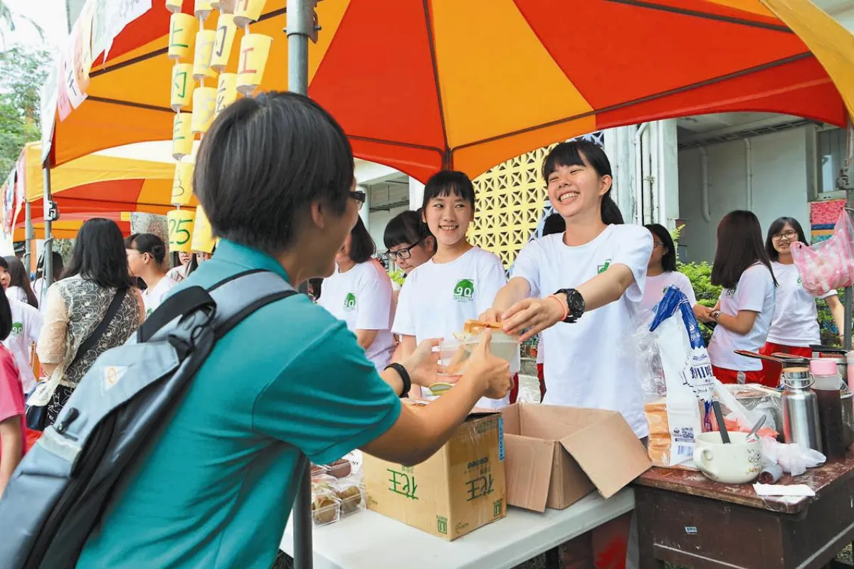 九十周年校慶 救地球 花女發起環保園遊會