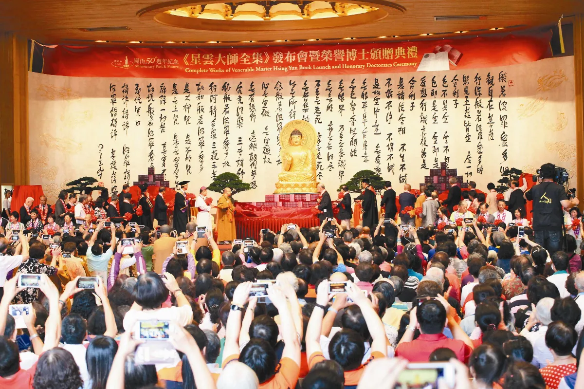 佛教不分老少 沈祖堯感佩大師