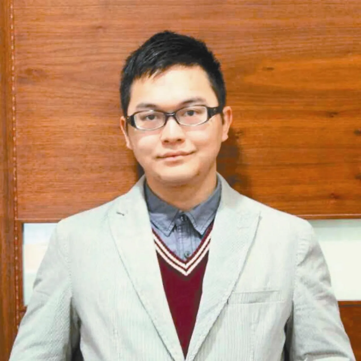 棄白袍擁桌遊  助人玩出快樂生活