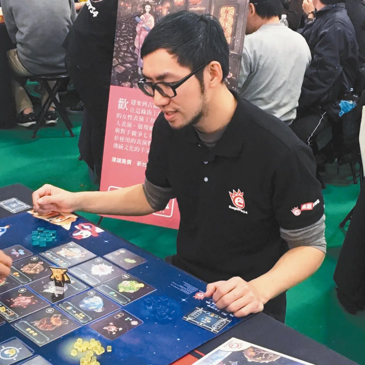 棄白袍擁桌遊  助人玩出快樂生活